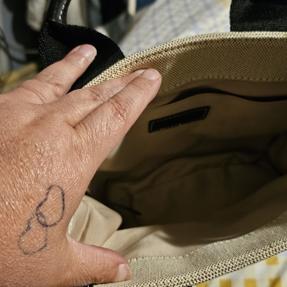 Beige and Black Women's Tote Bag - Picture 9 of 9